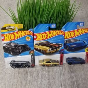 La Liebre Hot Wheels Bundle
